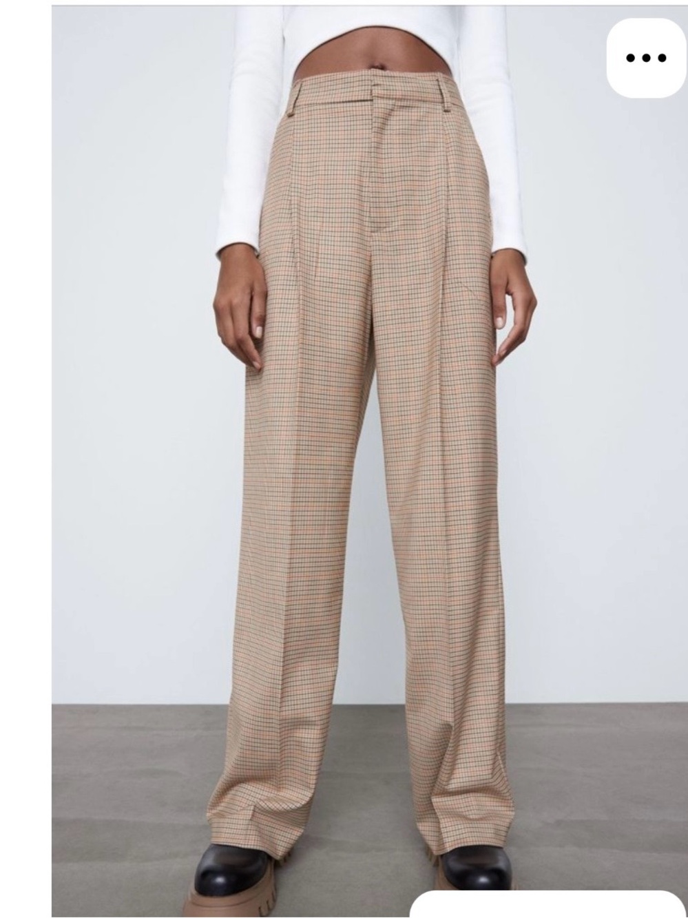 Zara High-Waist Trousers Pant Tan Red Black Plaid Size Medium